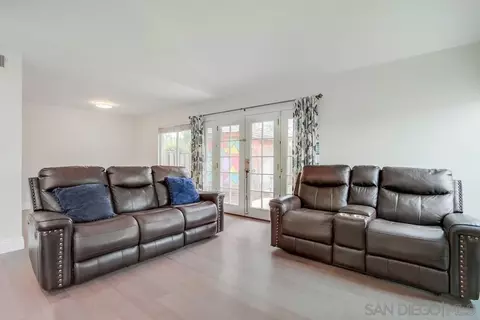 1829 Esquire Gln, Escondido, CA 92029 photo 8