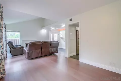 1829 Esquire Gln, Escondido, CA 92029 photo 13