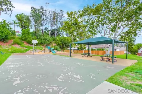1829 Esquire Gln, Escondido, CA 92029 photo 60