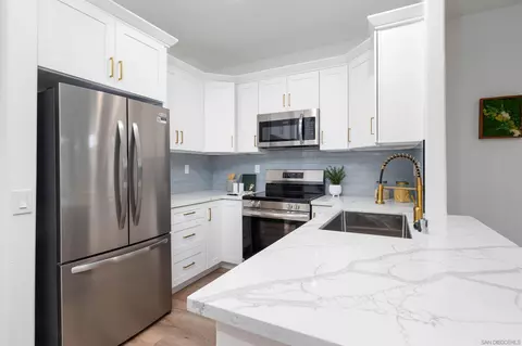 510 Camino De La Reina #136, San Diego, CA 92108