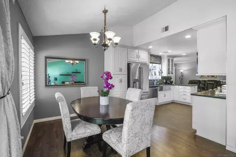 4660 Lofty Grove Dr, Oceanside, CA 92056 photo 8