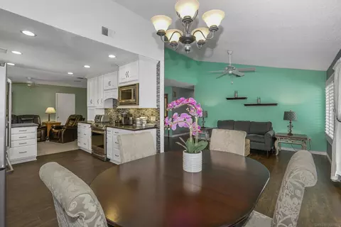 4660 Lofty Grove Dr, Oceanside, CA 92056 photo 9