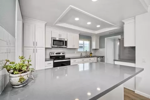 16869 Dominican Dr, San Diego, CA 92128