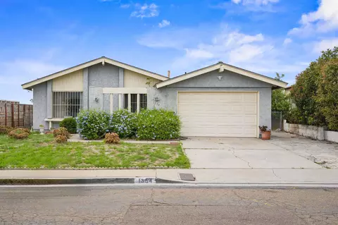 1354 Amethyst St, San Diego, CA 92114
