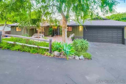 10560 Rancho Rd, La Mesa, CA 91941