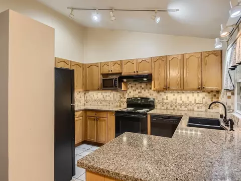 10902 Greencastle St, Santee, CA 92071 photo 7
