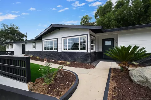 3226 Laurashawn Ln, Escondido, CA 92026