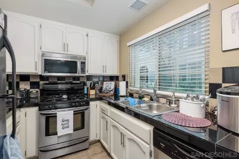 8609 Arminda Cir #9, Santee, CA 92071 photo 6