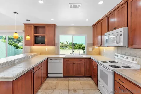 1509 Bobwhite Ln, El Cajon, CA 92020 photo 6