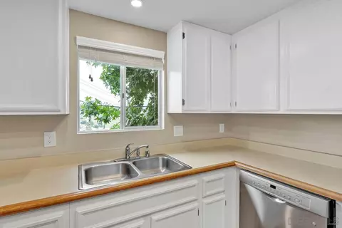 32036 Del Cielo Oeste #5C, Bonsall, CA 92003 photo 5