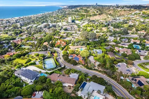2717 Hidden Valley Rd, La Jolla, CA 92037 photo 39