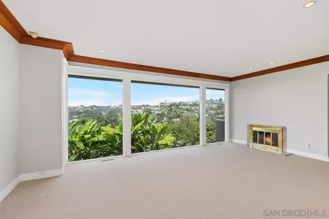 2717 Hidden Valley Rd, La Jolla, CA 92037 photo 5