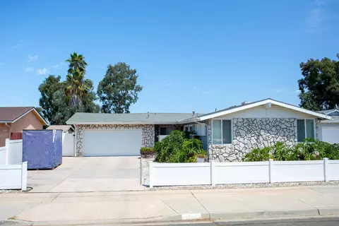 3278 Via Bartolo, San Diego, CA 92111