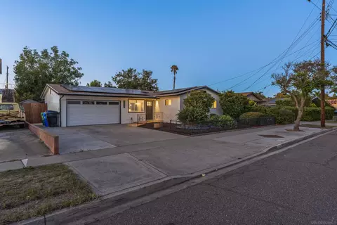 8414 San Carlos Dr, San Diego, CA 92119