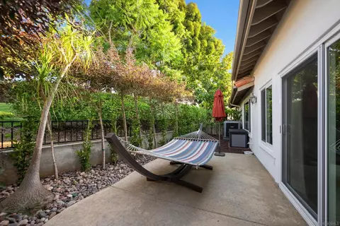 4958 Kalamis Way, Oceanside, CA 92056 photo 2
