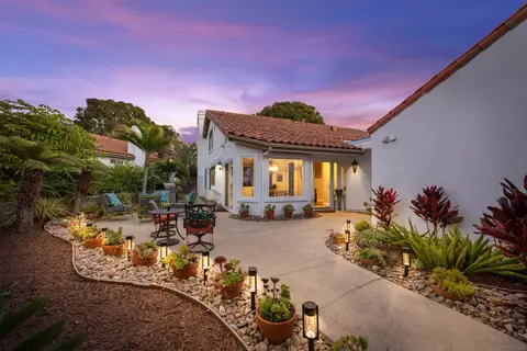 4958 Kalamis Way, Oceanside, CA 92056