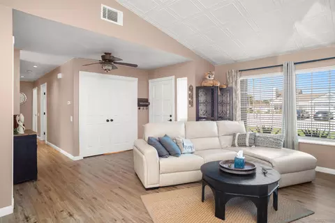 770 Sunningdale Dr, Oceanside, CA 92057 photo 7