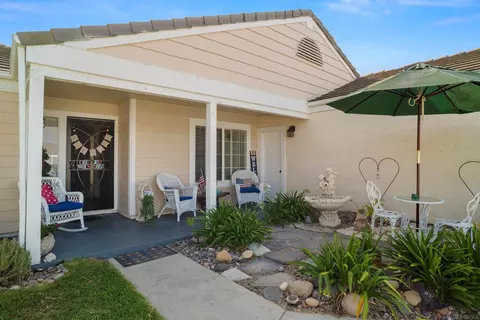 770 Sunningdale Dr, Oceanside, CA 92057 photo 5