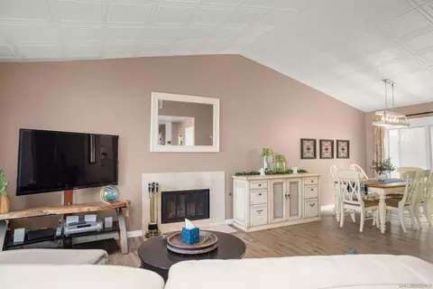 770 Sunningdale Dr, Oceanside, CA 92057 photo 9