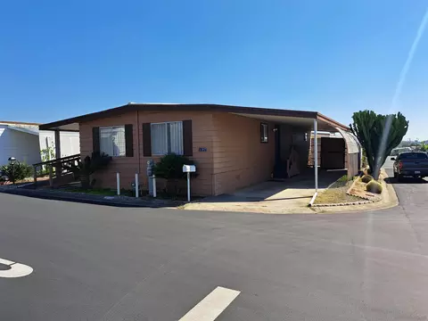 1010 E Bobier Dr #197, Vista, CA 92084