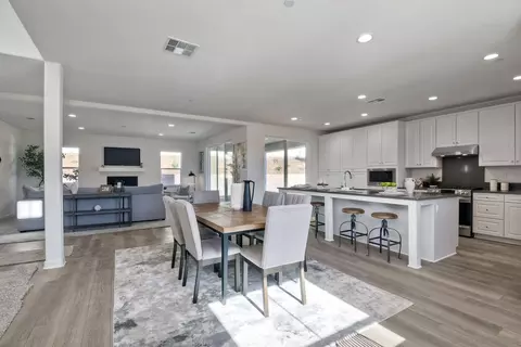 1591 Gracie Gln, Escondido, CA 92026