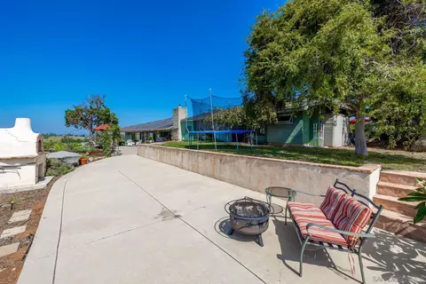 1070 Barsby St, Vista, CA 92084 photo 54