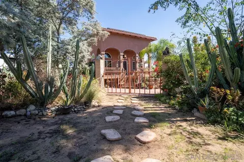 1340 La Cresta Blvd, El Cajon, CA 92021 photo 17
