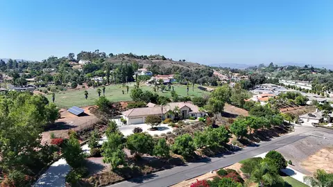 1277 Daxi Ln, Escondido, CA 92029 photo 39