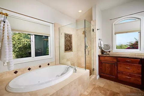 1277 Daxi Ln, Escondido, CA 92029 photo 22