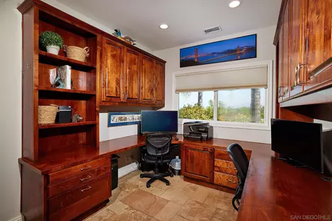 1277 Daxi Ln, Escondido, CA 92029 photo 18