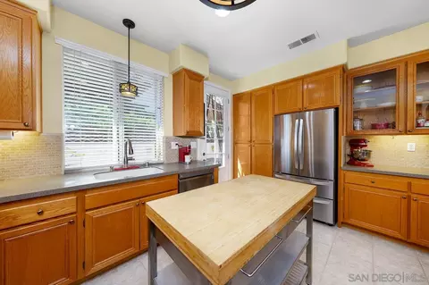 2460 Eagle Valley Dr, Chula Vista, CA 91914 photo 12
