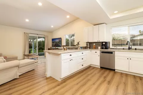 10132 Ranchitos Pl, Lakeside, CA 92040 photo 12