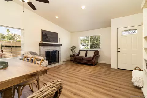 10132 Ranchitos Pl, Lakeside, CA 92040 photo 3