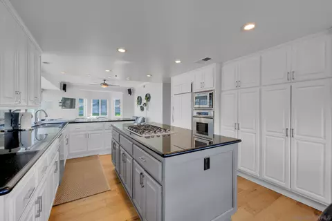 338 Galloway Valley Ct, Alpine, CA 91901 photo 18