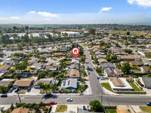 524 Ricebird Dr, Vista, CA 92083