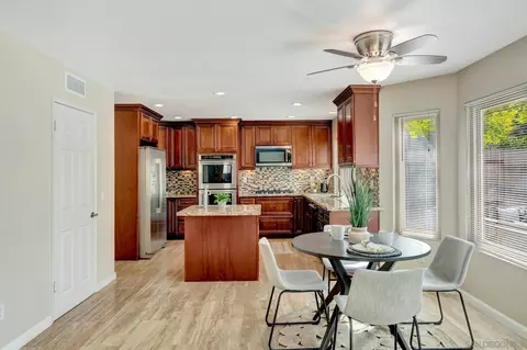 14638 Silverset St, Poway, CA 92064 photo 11