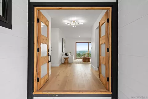 2364 Rue Adriane, La Jolla, CA 92037 photo 3