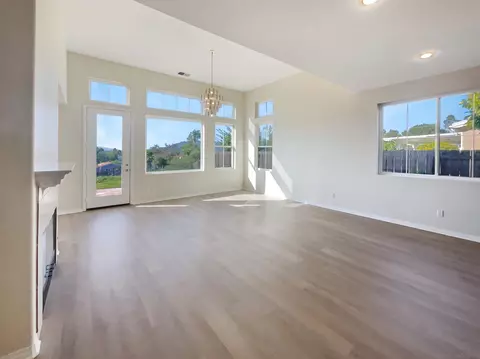 1886 Eagle Rock Dr, San Marcos, CA 92069 photo 3