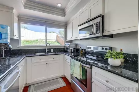 1020 Harding St, Escondido, CA 92027 photo 14