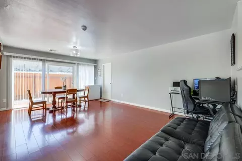 1020 Harding St, Escondido, CA 92027 photo 9