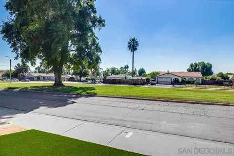 1020 Harding St, Escondido, CA 92027 photo 33