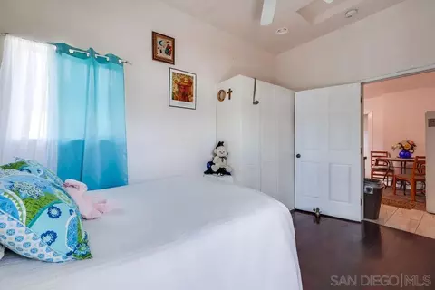 945 S Orange St, Escondido, CA 92025 photo 18