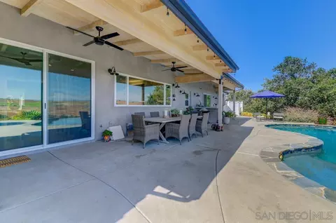 1834 Winterwarm Dr, Fallbrook, CA 92028 photo 18