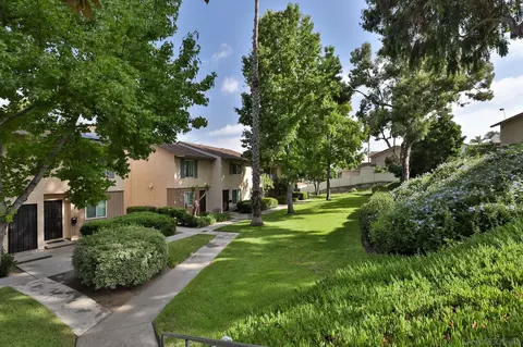 7049 Russan Ln, Lemon Grove, CA 91945