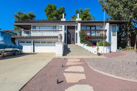 1872 Calle Del Conejo, El Cajon, CA 92021