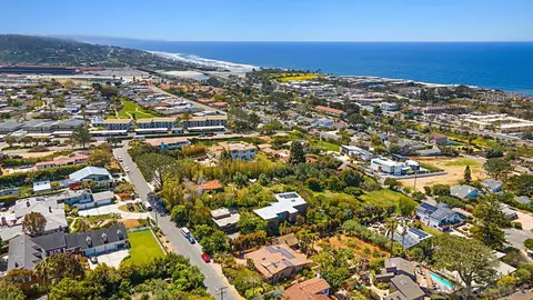 451 S Granados Ave, Solana Beach, CA 92075 photo 3