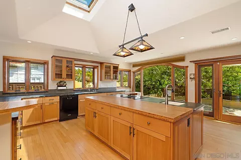 451 S Granados Ave, Solana Beach, CA 92075 photo 15