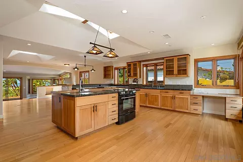 451 S Granados Ave, Solana Beach, CA 92075 photo 11