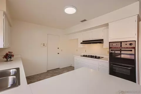 730 Boyle Ave, Escondido, CA 92027 photo 3
