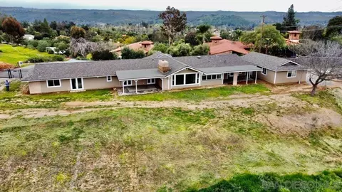 13822 Northcrest Ln, Poway, CA 92064 photo 2